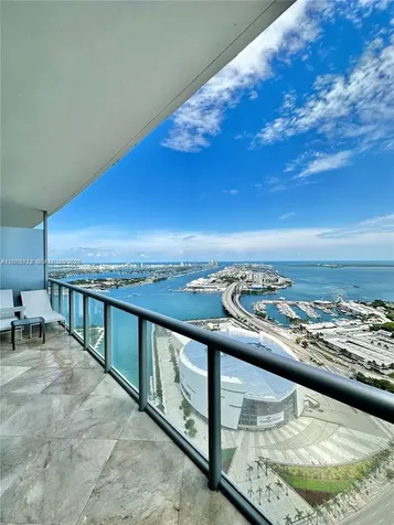 888 SE Biscayne Boulevard Miami FL 33132