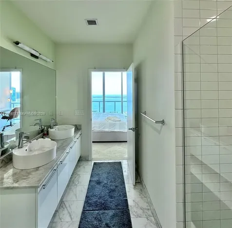 888 SE Biscayne Boulevard Miami FL 33132