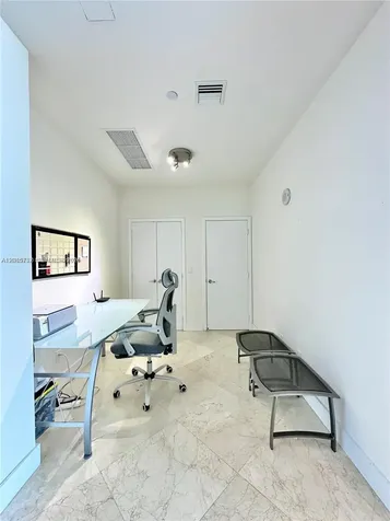 888 SE Biscayne Boulevard Miami FL 33132