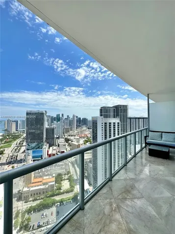888 SE Biscayne Boulevard Miami FL 33132