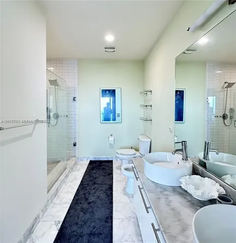 888 SE Biscayne Boulevard Miami FL 33132