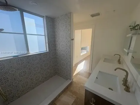 2650 SW 37th Avenue Miami FL 33133