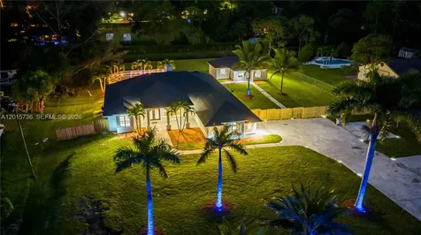 11066 N 46th Place N West Palm Beach FL 33411