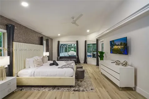 11066 N 46th Place N West Palm Beach FL 33411