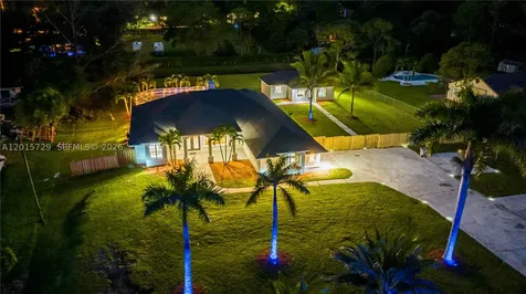 11066 N 46th Place N West Palm Beach FL 33411