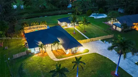 11066 N 46th Place N West Palm Beach FL 33411