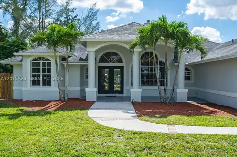 11066 N 46th Place N West Palm Beach FL 33411