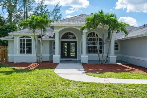 11066 N 46th Place N West Palm Beach FL 33411