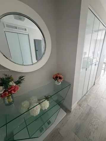 488 NE 18th Street Miami FL 33132