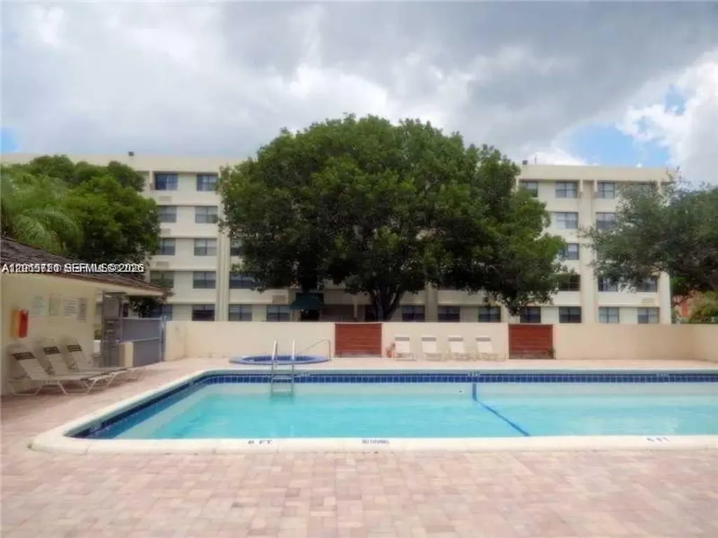 2401 Riverside Drive Coral Springs FL 33065