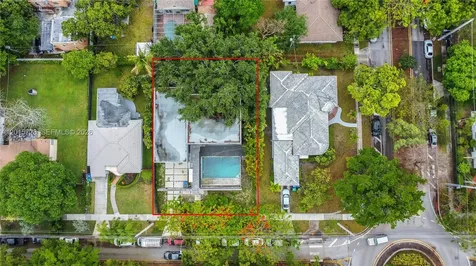 221 SW 25th Road Miami FL 33129