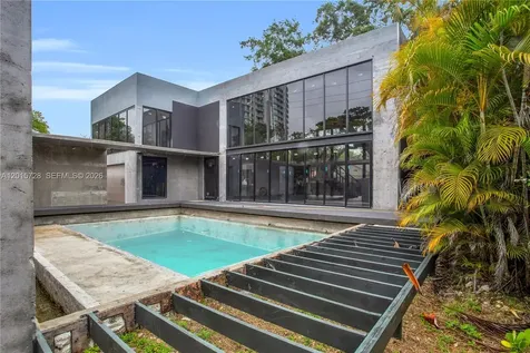 221 SW 25th Road Miami FL 33129