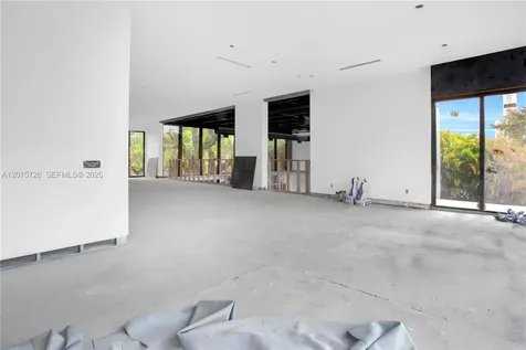 221 SW 25th Road Miami FL 33129