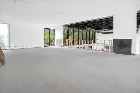 221 SW 25th Road Miami FL 33129