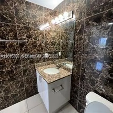 2300 NW 7th Street Miami FL 33125