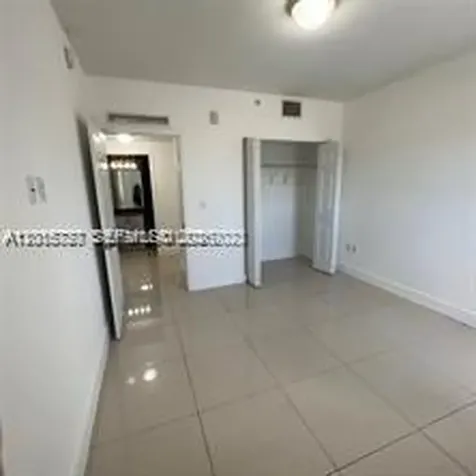 2300 NW 7th Street Miami FL 33125