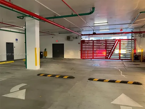 2300 NW 7th Street Miami FL 33125
