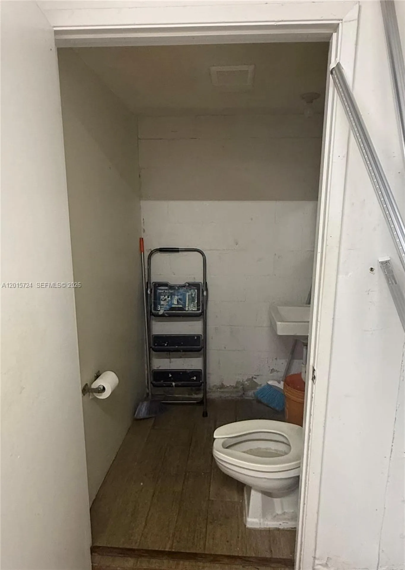 1775 Blount Road Pompano Beach FL 33069