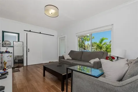 6566 SW 52nd Terrace South Miami FL 33155