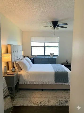 341 Ives Dairy Road Miami FL 33179