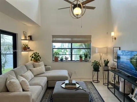 341 Ives Dairy Road Miami FL 33179