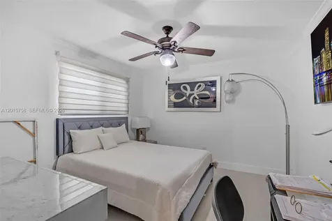 46 NE 164th Street Miami FL 33162