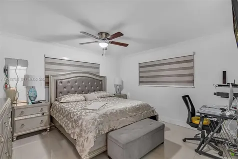 46 NE 164th Street Miami FL 33162