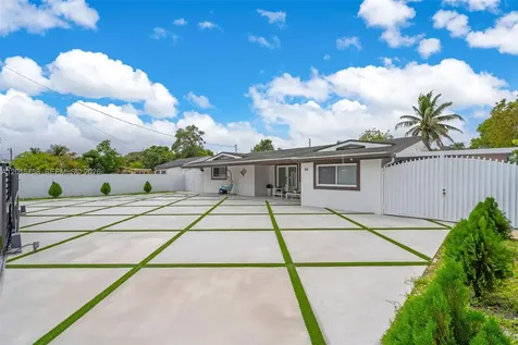 46 NE 164th Street Miami FL 33162