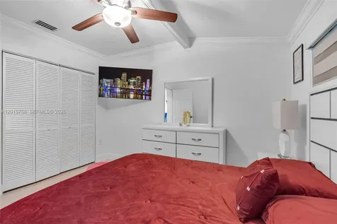 46 NE 164th Street Miami FL 33162