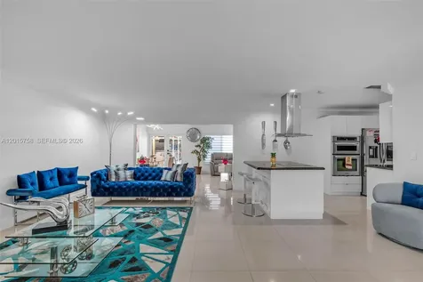 46 NE 164th Street Miami FL 33162