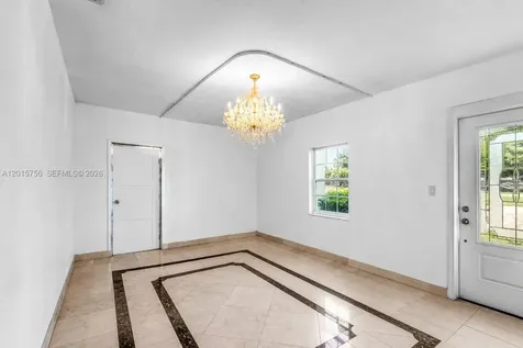 5340 E 4th Avenue Hialeah FL 33013