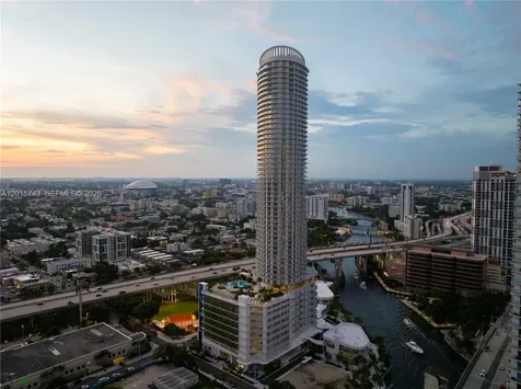275 SW 6th Street Miami FL 33130