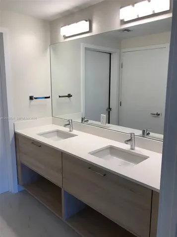 16385 Biscayne Boulevard North Miami Beach FL 33160