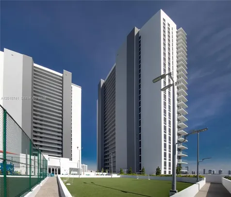 16385 Biscayne Boulevard North Miami Beach FL 33160