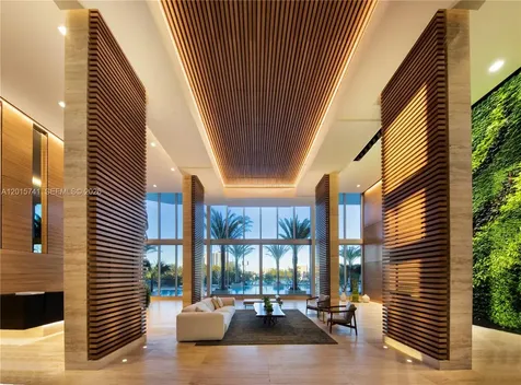 16385 Biscayne Boulevard North Miami Beach FL 33160