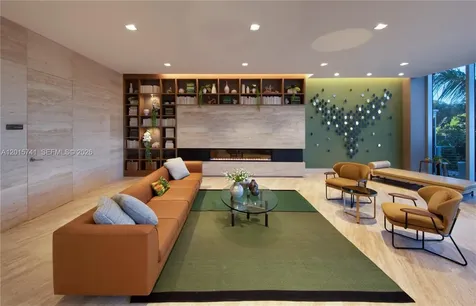 16385 Biscayne Boulevard North Miami Beach FL 33160