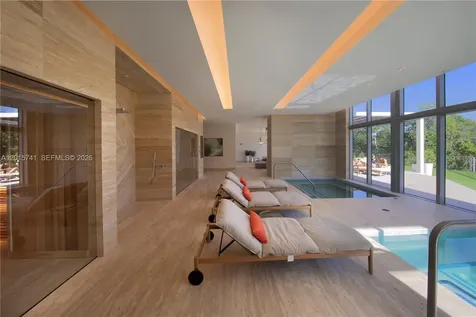16385 Biscayne Boulevard North Miami Beach FL 33160