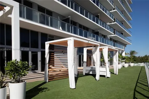 16385 Biscayne Boulevard North Miami Beach FL 33160