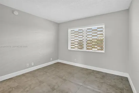 3050 NE 16th Avenue Oakland Park FL 33334