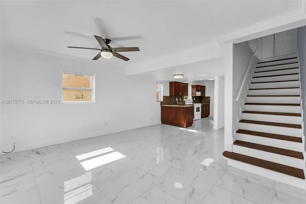 10903 N Kendall Drive Miami FL 33176