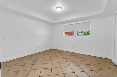 10903 N Kendall Drive Miami FL 33176