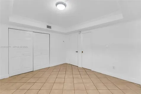 10903 N Kendall Drive Miami FL 33176
