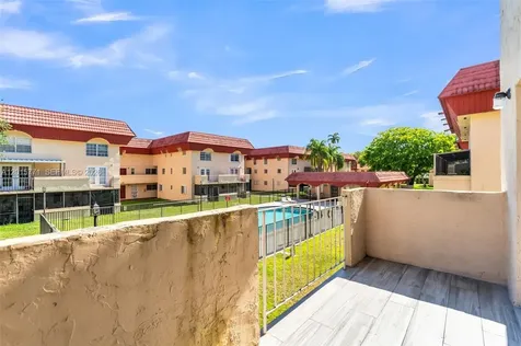 10903 N Kendall Drive Miami FL 33176