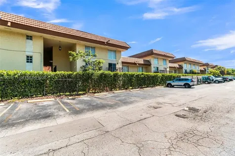 10903 N Kendall Drive Miami FL 33176