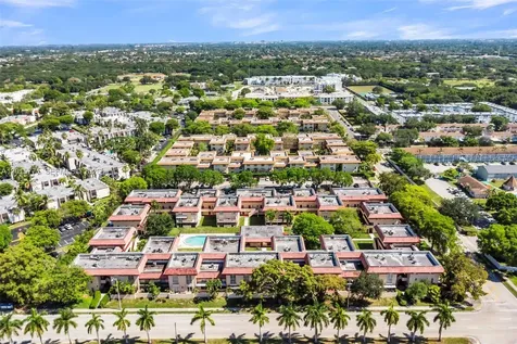 10903 N Kendall Drive Miami FL 33176