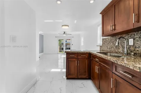 10903 N Kendall Drive Miami FL 33176