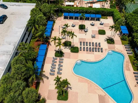 19370 Collins Avenue Sunny Isles Beach FL 33160