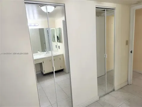 3375 N Country Club Drive Aventura FL 33180