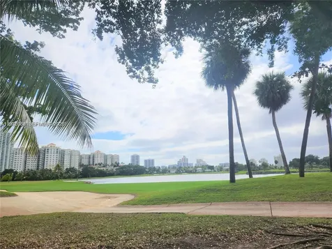 3375 N Country Club Drive Aventura FL 33180