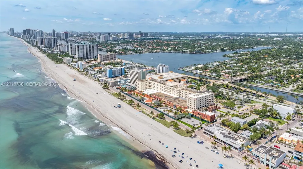 1916 - 1918 Grant Street Hollywood FL 33020
